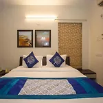 Oyo 10934 Hotel Eminent